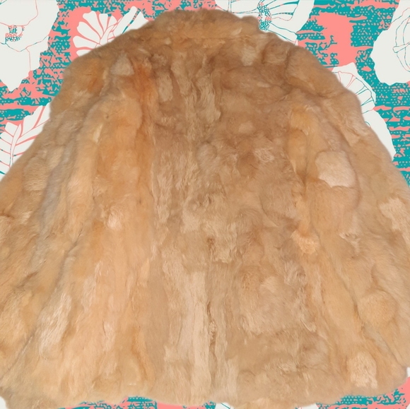 100% Rabbit Fur Coat - Picture 2 of 5
